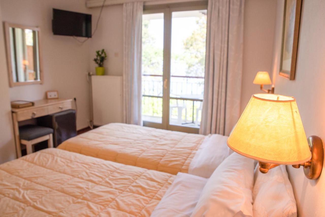 Marabou Hotel Chorefto Exterior foto